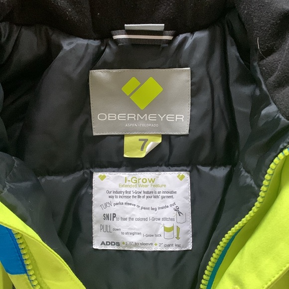 Obermeyer boys ski jacket with removable hood - Picture 3 of 4